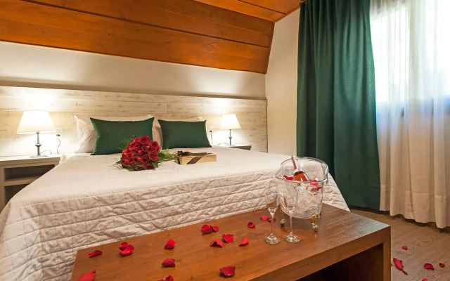 Hotel Fioreze Chalés