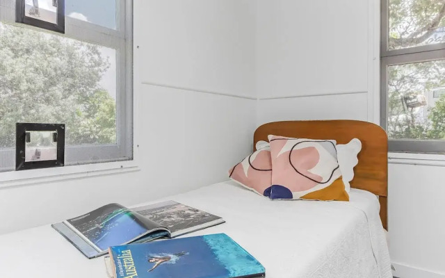Cozy Pet Friendly Beach House