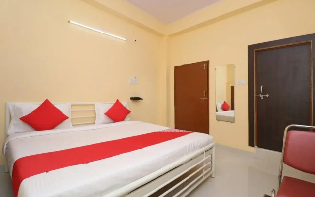OYO 22898 Hotel Narayan Palace