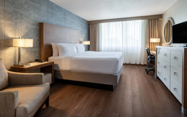 Wyndham Indianapolis Airport