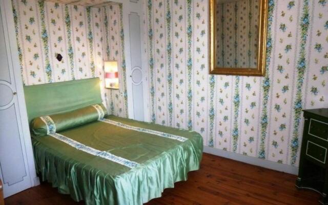 Gite Allègre, 5 pièces, 6 personnes - FR-1-582-133