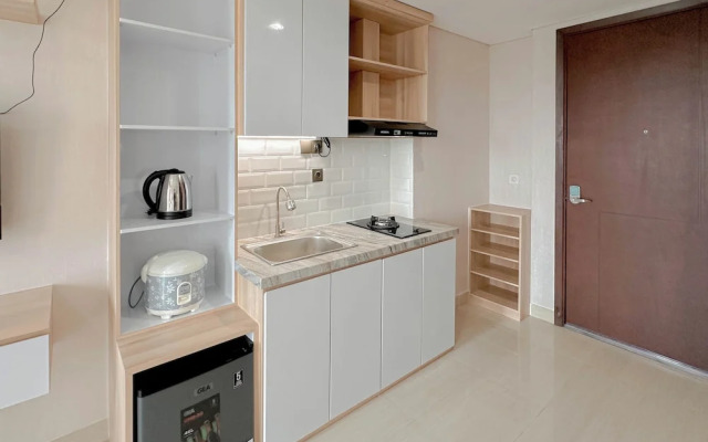 Studio Modern Style at Grand Sungkono Lagoon Apartment