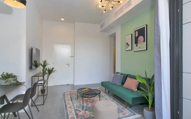 House No 29 And 52 By Tlv2Go