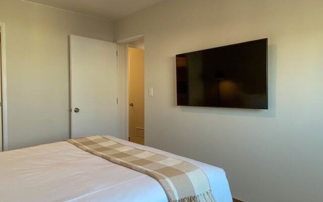 w Fantastic 2BR in the Heart of Miraflores