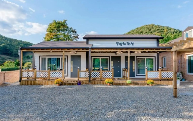 Paju Tteuranchae Pension