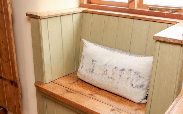Kempshill Cottage