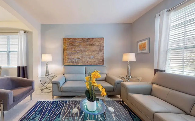 Helen's Luxury Providence Vacation Home
