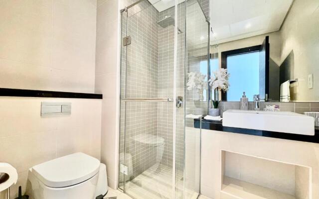 Stunning Marina View with Balcony - Airbetter