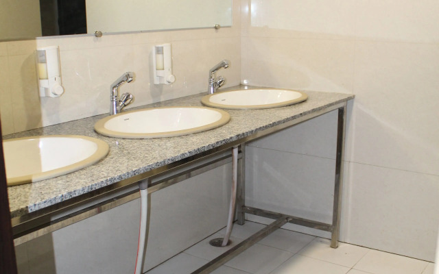 Paradise AC Dormitory