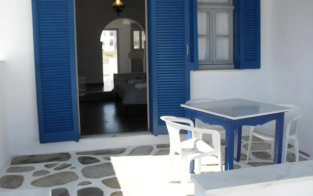 Naoussa Hotel Paros by Booking Kottas