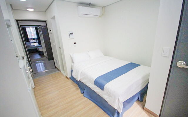 G-Stay Residence