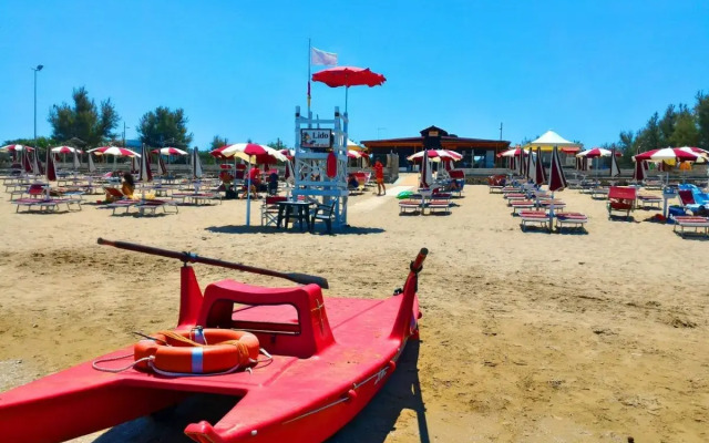 Club Touring Beach Hotel