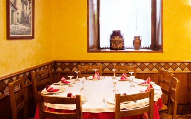 Hostal Musunzar
