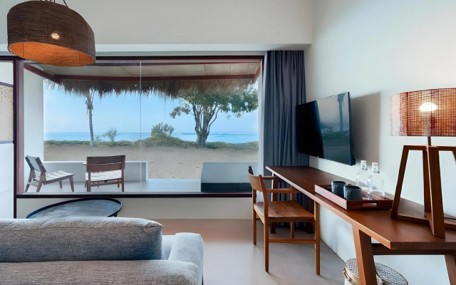 Amber Lombok Beach Resort