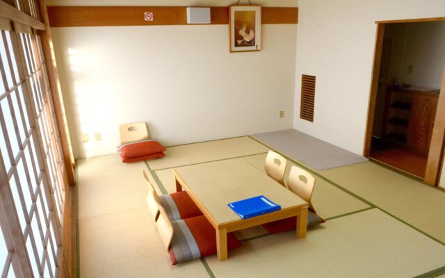 Tokyo Central Youth Hostel