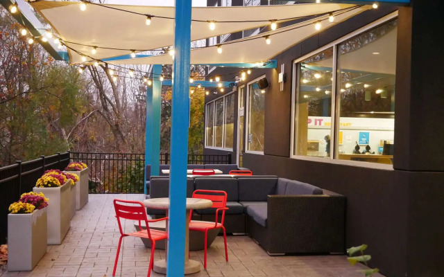 Tru By Hilton Chambersburg, PA