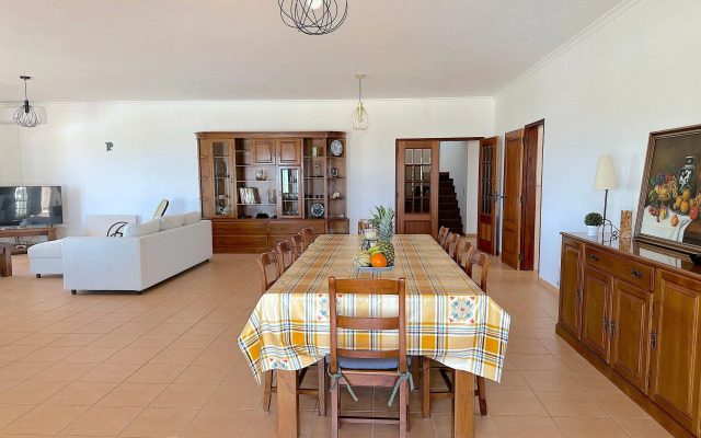 BnB Homes Luxurious Villa With 5 Bedrooms Pool