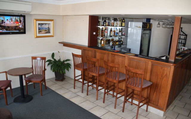 Best Western Coachman's Inn Motel