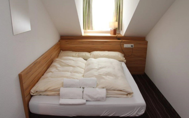 Schäfer Boardinghouse