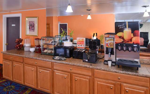 Americas Best Value Inn Geneva