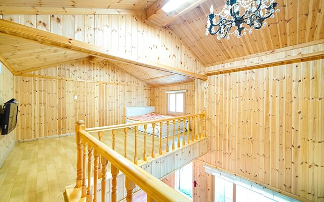 Uljin Akasia Pension