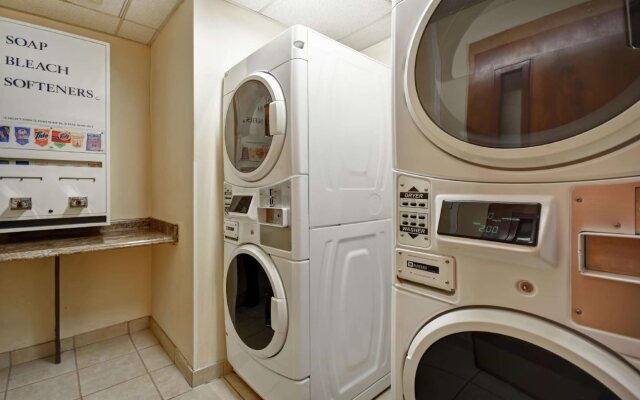 Comfort Inn & Suites Mt. Holly - Westampton