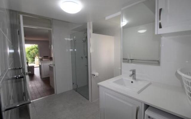 Beachfront 1, 25 Willow Street