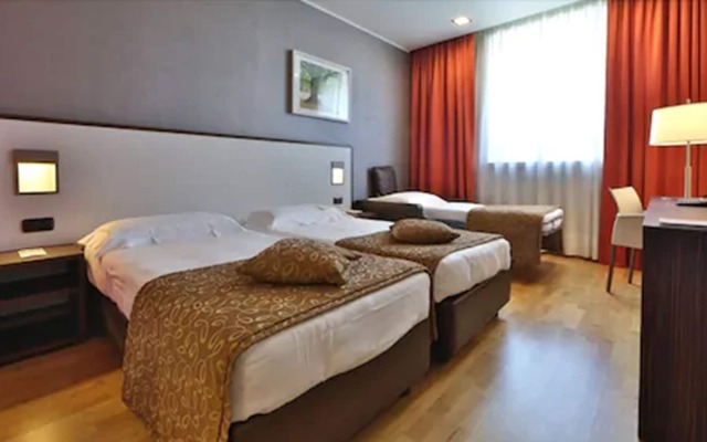 Best Western Falck Village Hotel