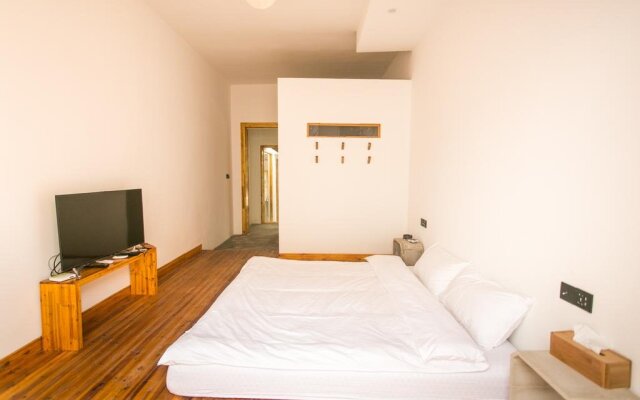 Yiyun Boutique Inn (Tongli Juepin Design)
