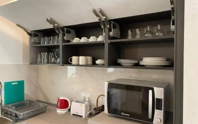 Sliema, Stylish 1 Bedroom Apartment with Parking.