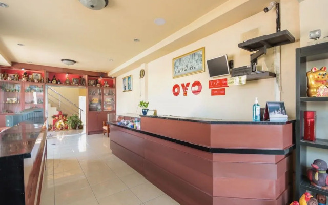 OYO 889 Baan Sakdidet