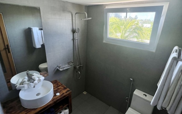 Dhiffushi Inn