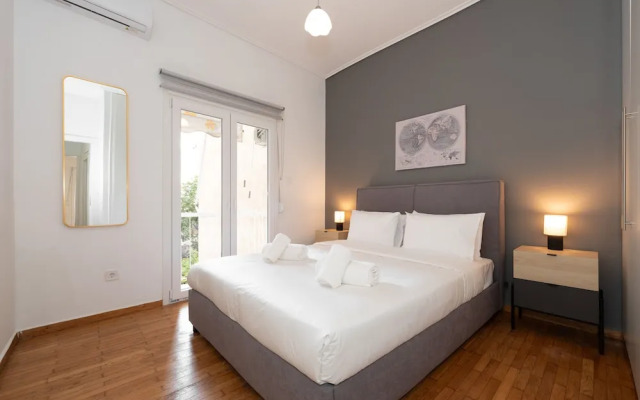 Contemporary Chic Apartment in Athens