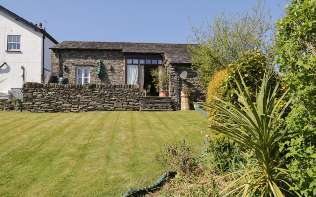 Topiary Cottage
