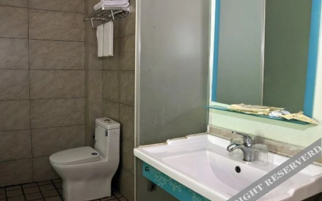Dingsheng Express Hotel