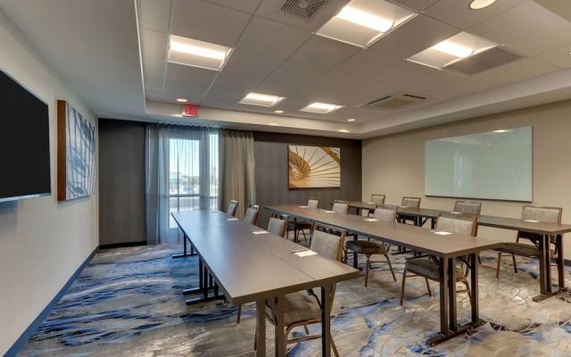 Fairfield Inn & Suites Warsaw