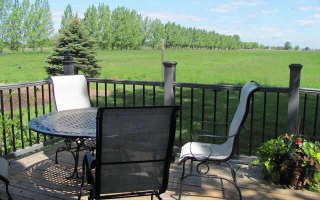 CountrySide Bed & Breakfast