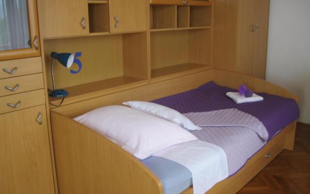 Apartment Promona Drniš