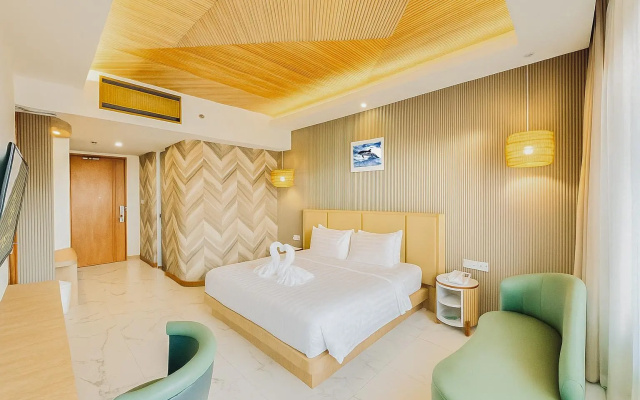 Queen of The South Resort