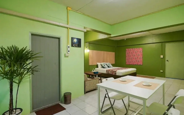 GO INN The Grand Palace