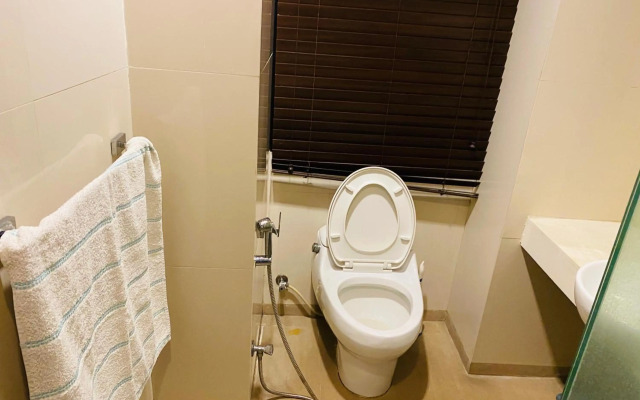 Royal Two Bed Luxury Apartment Gulberg