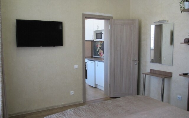 Apartment on Voskresenskaya apt. 508