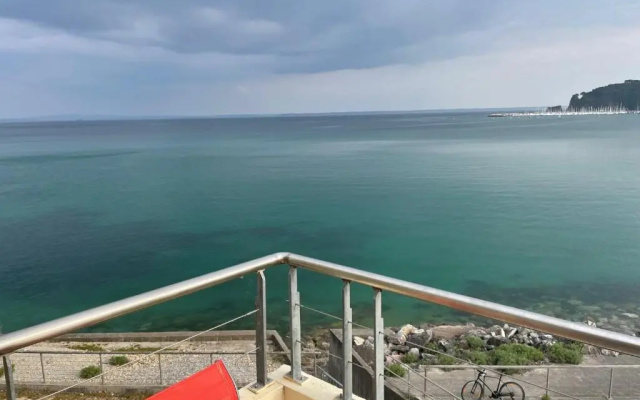 Appartement cosy les pieds dans l’eau, vue mer exceptionnelle