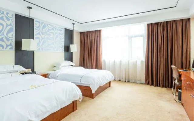 Luodian Jinquan Hotel