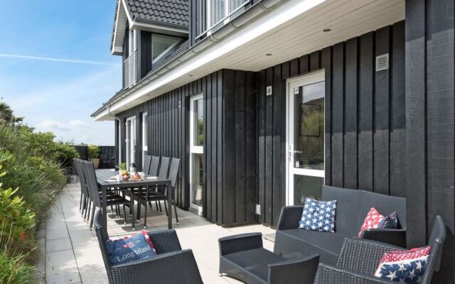"Theodora" - 700m from the sea in NW Jutland