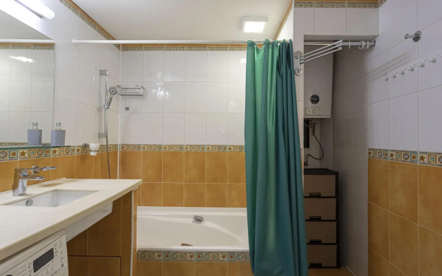 Апартаменты на улице 1-я Морская 8