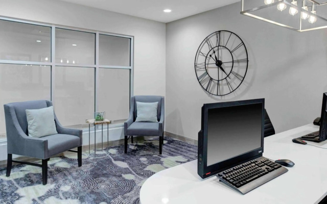 Homewood Suites by Hilton Lansing Eastwood