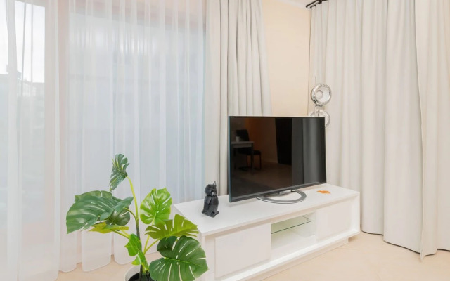 Apartment Batorego Gdynia by Renters