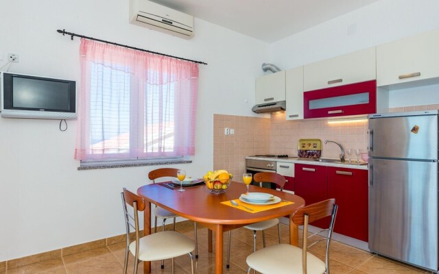 Ivan - 15 m From Beach - A3 Crveni