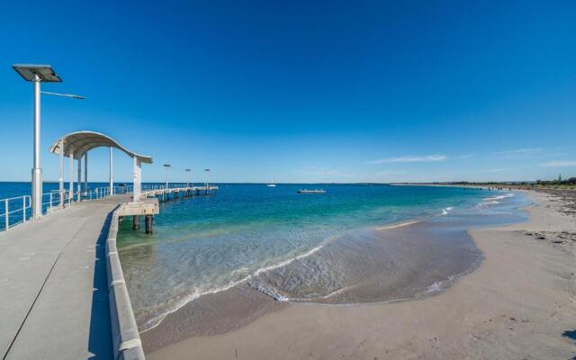 Ocean Beach Chalet 16